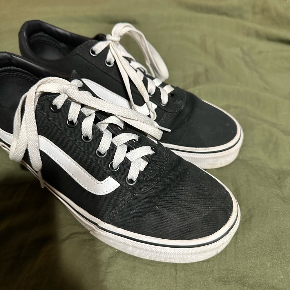 Vans women’s  Black and White Sneakers
